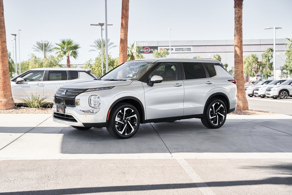 Certified 2024 Mitsubishi Outlander SE SUV