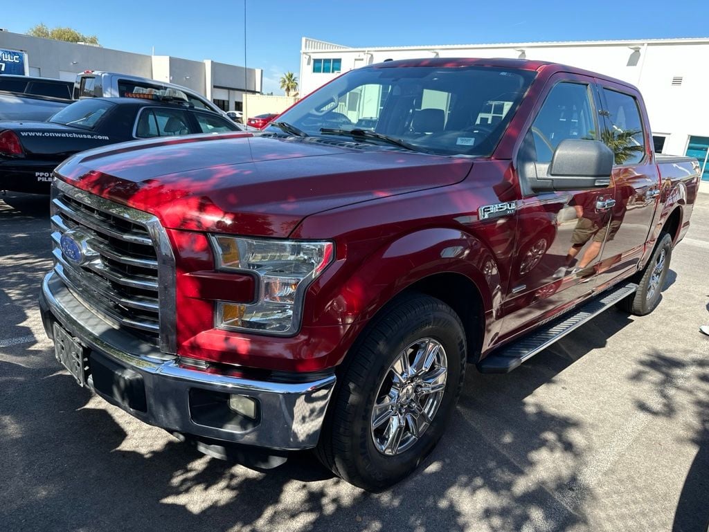 2015 Ford F-150 XLT SuperCrew 145-in's photo