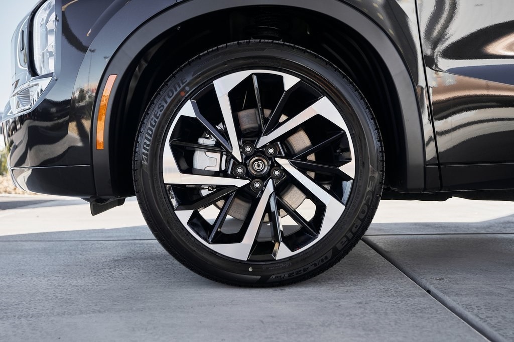 New 2025 Mitsubishi Outlander PHEV SEL Platinum Edition SUV