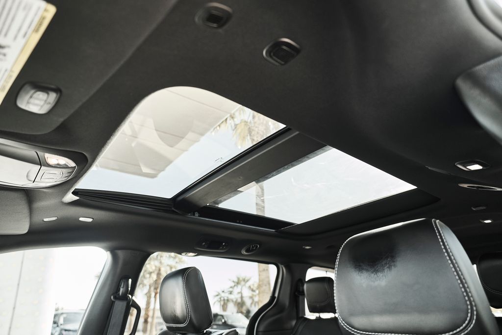 2025 Chrysler Pacifica Limited - Photo 21