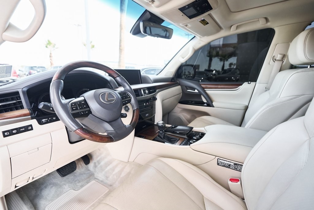 Used 2018 Lexus LX 570 with VIN JTJHY7AX1J4267297 for sale in Las Vegas, NV