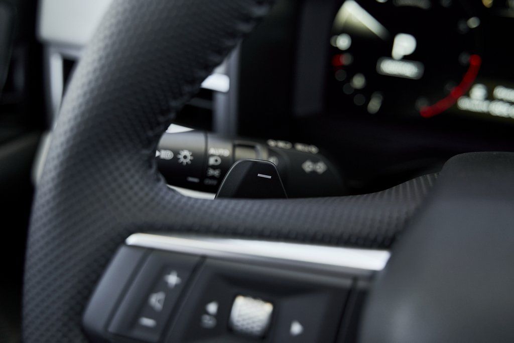 2025 Mitsubishi Outlander SE - Photo 36