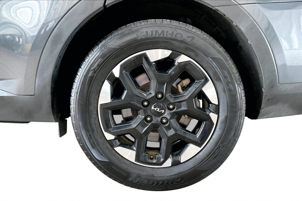 2024 Kia Sorento S - Photo 32