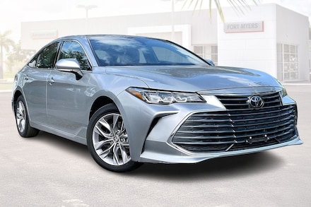 2021 Toyota Avalon XLE Sedan