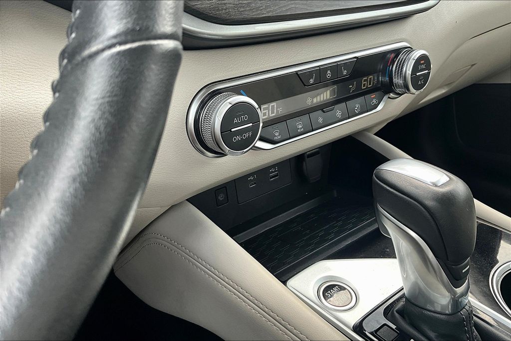 2024 Nissan Altima SL - Photo 10
