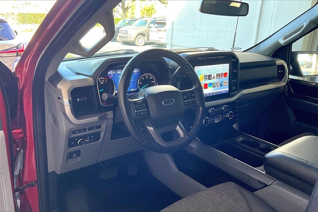 2022 Ford F-150 XLT photo 4