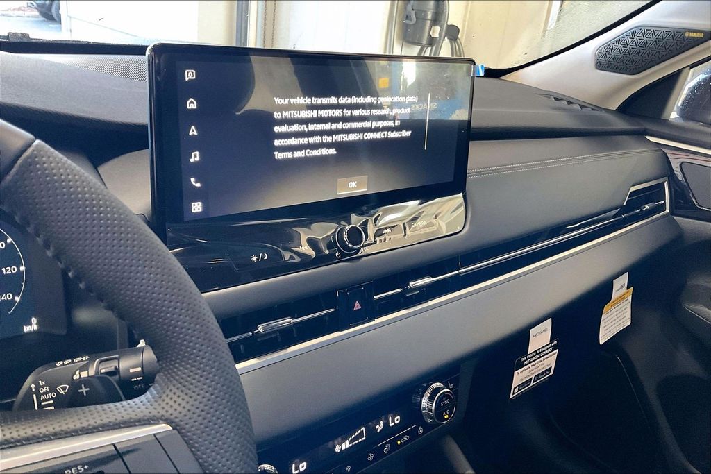 2026 Mitsubishi Outlander SE - Photo 7