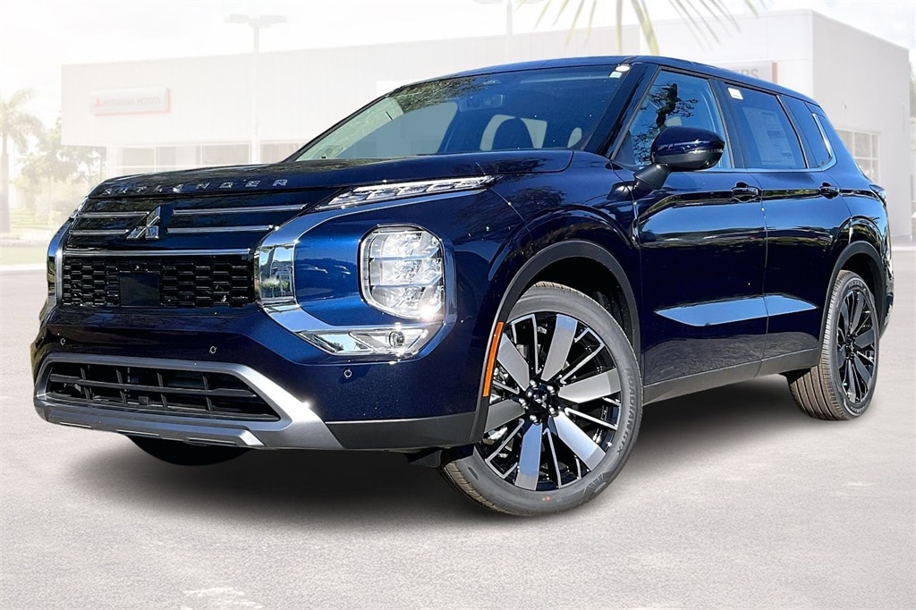 New 2026 Mitsubishi Outlander SE SUV