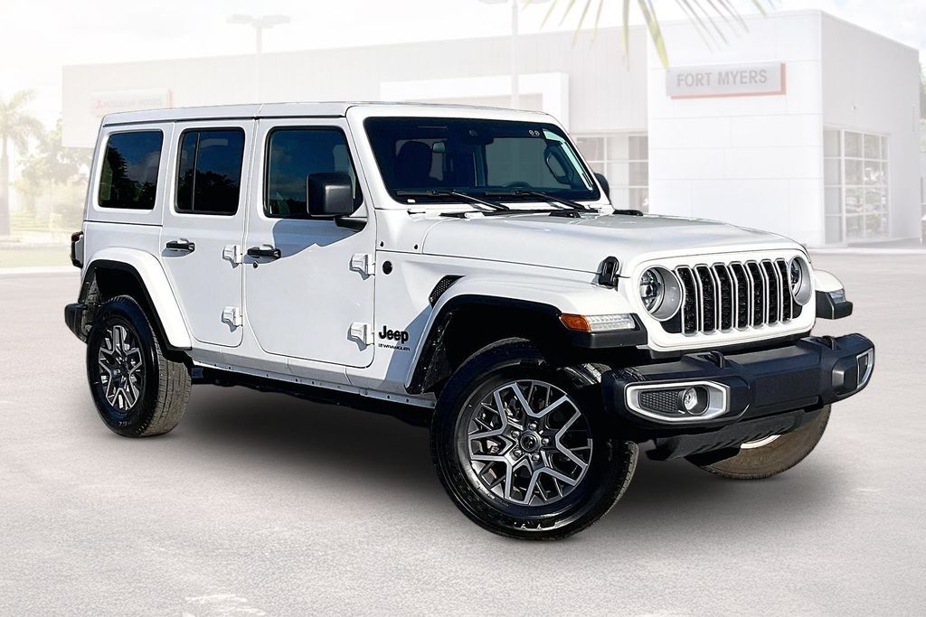 2025 Jeep Wrangler Sahara's photo
