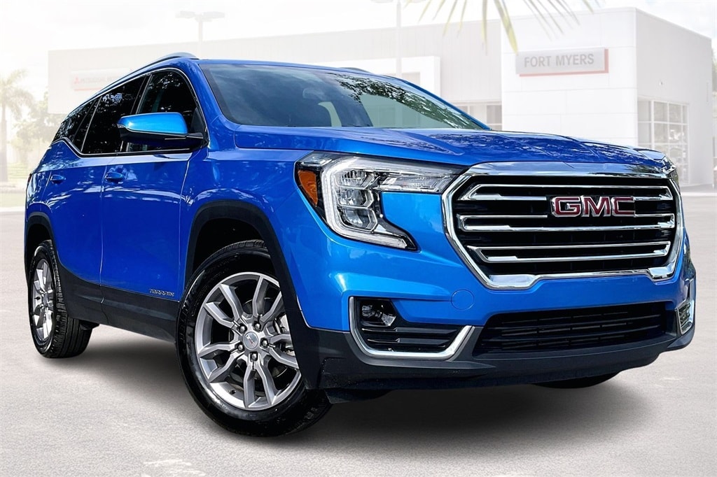 2024 GMC Terrain SLT's photo