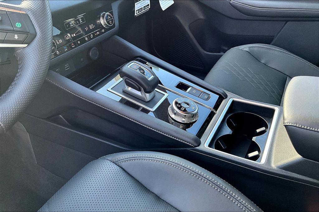 2025 Mitsubishi Outlander Plug-in Hybrid SEL Black Edition - Photo 8