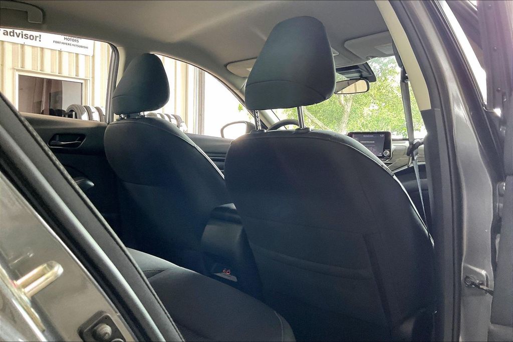 2025 Nissan Altima SV - Photo 19