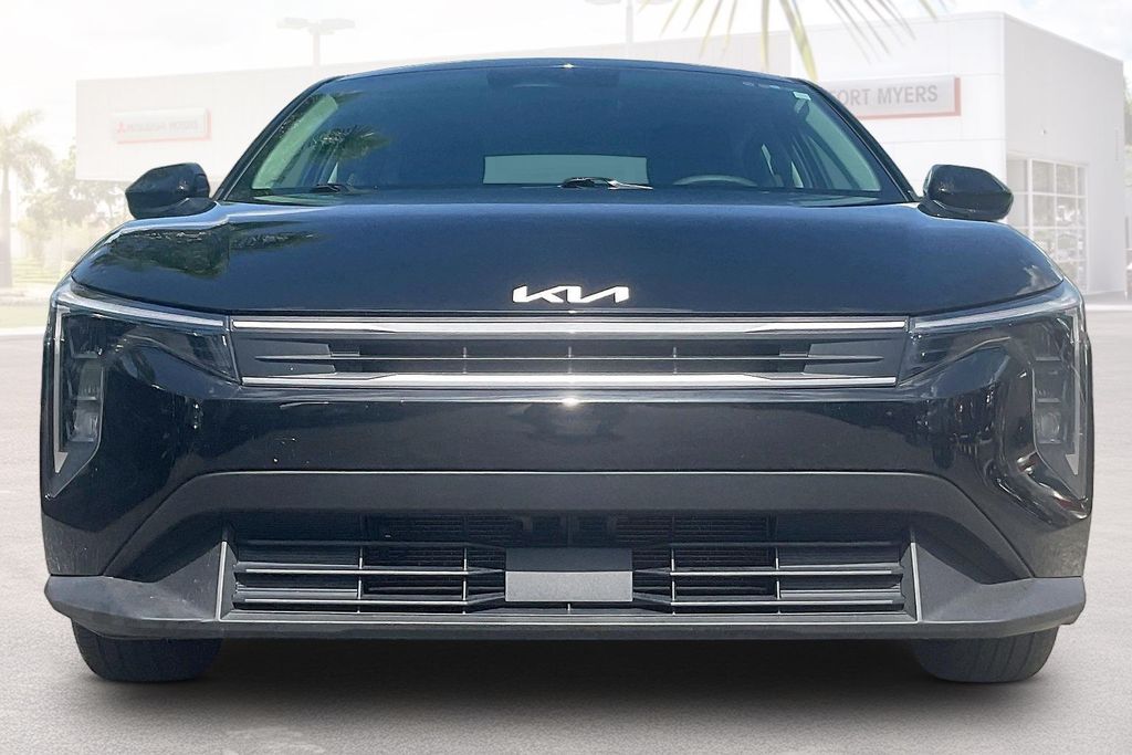 2025 Kia K4 LXS - Photo 23