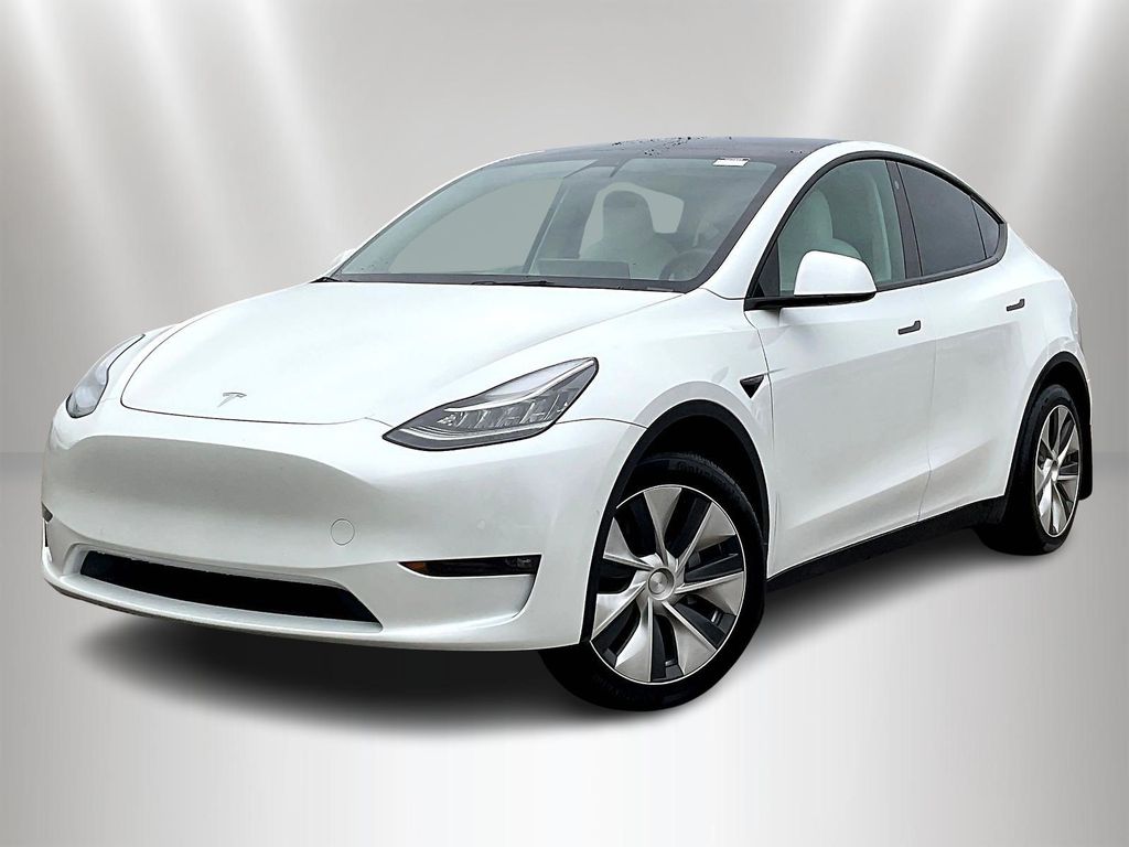 2022 Tesla Model Y Long Range Dual Motor All-Wheel Drive's photo