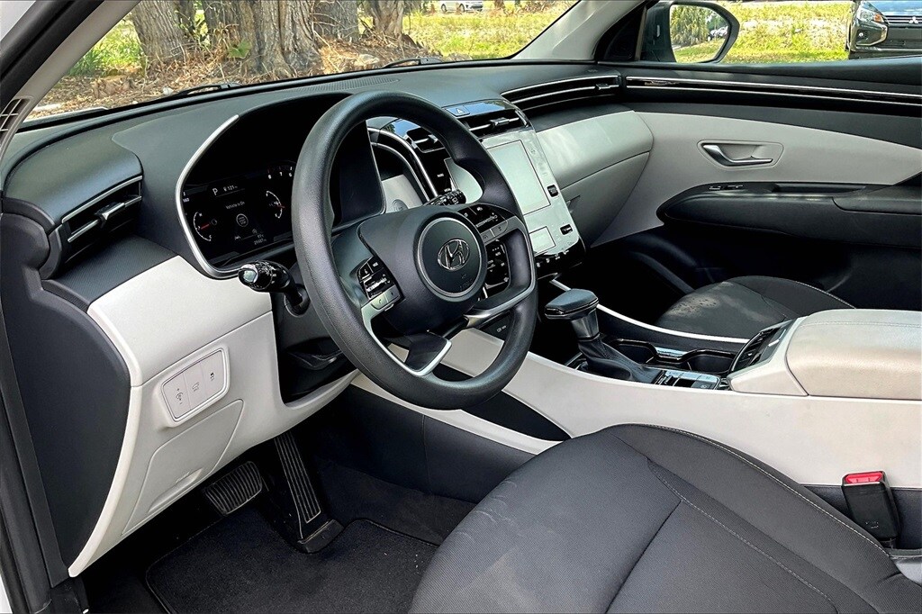 2024 Hyundai Tucson SEL photo 2