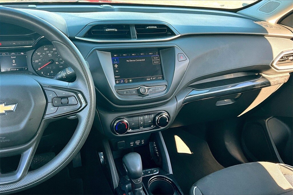 2022 Chevrolet Trailblazer LT photo 3