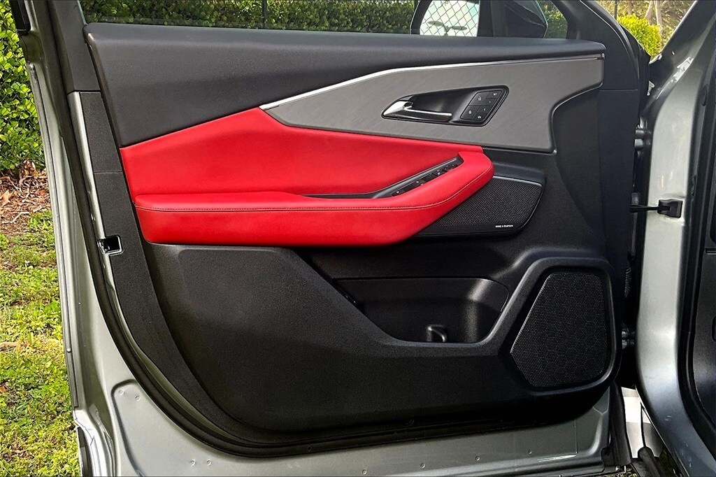 2024 Acura ZDX A-Spec photo 2