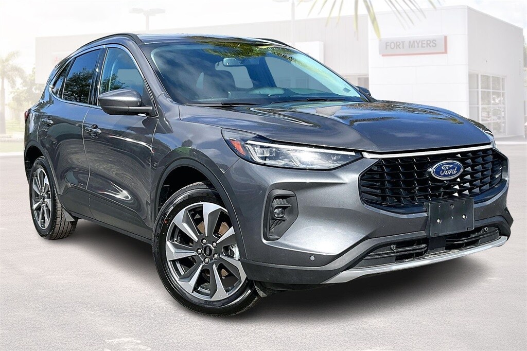 Used 2024 Ford Escape Platinum SUV