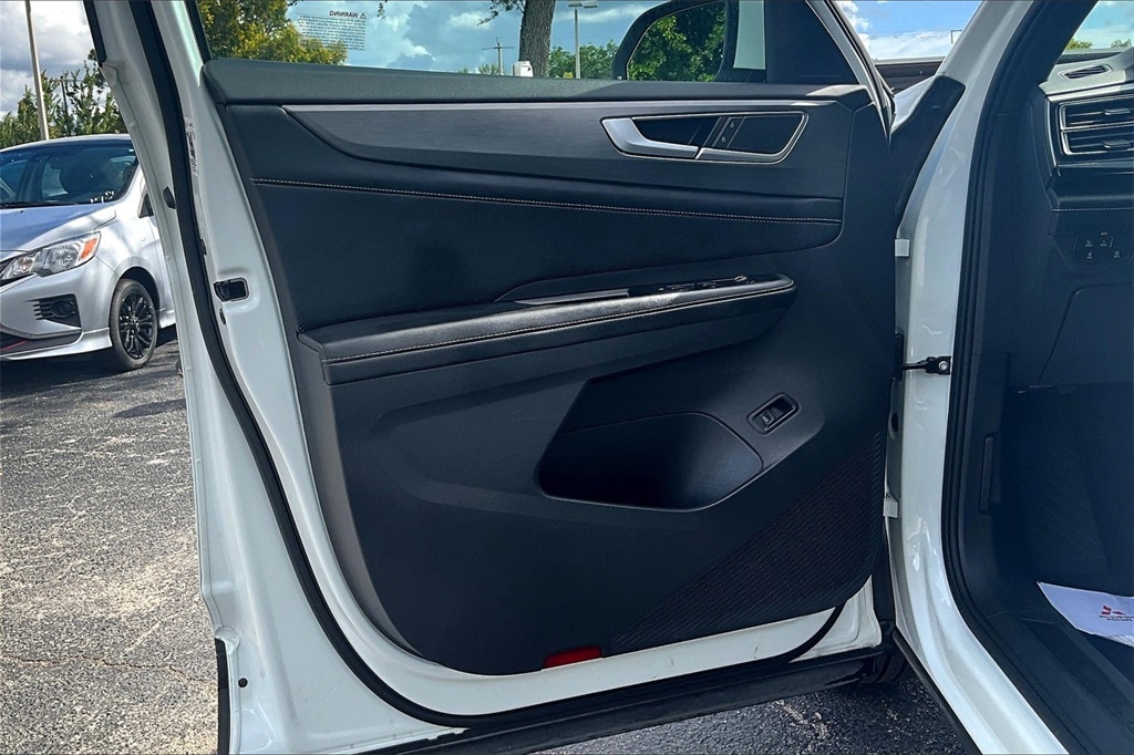 Used 2024 Volkswagen Atlas Cross Sport 2.0T SE w/Technology SUV