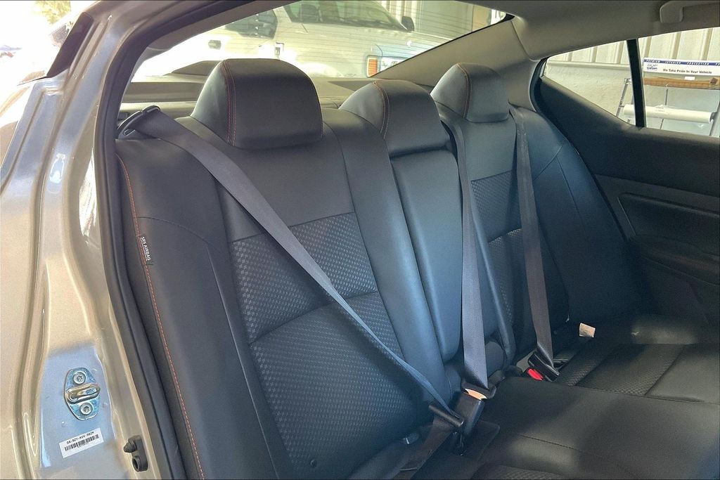 2025 Nissan Altima SR - Photo 20