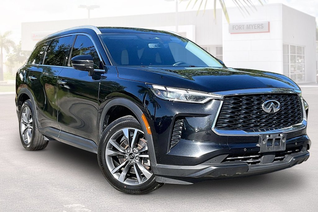 2025 INFINITI QX60 LUXE