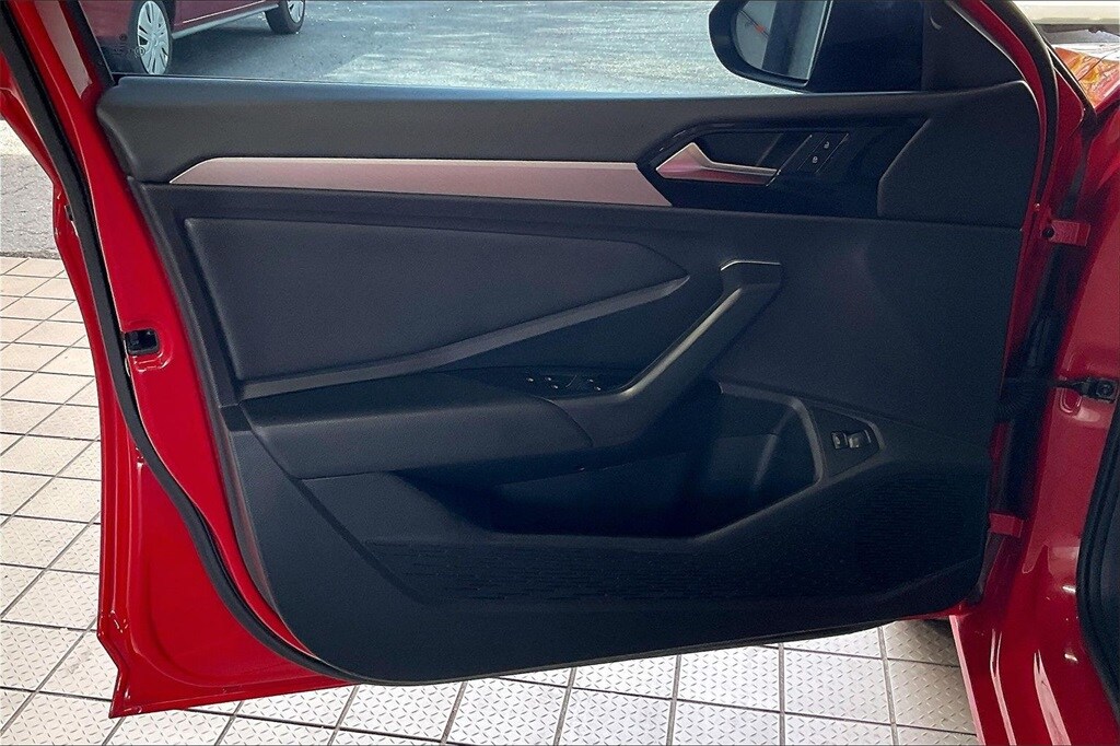 Used 2020 Volkswagen Jetta 1.4T R-Line w/ULEV Sedan