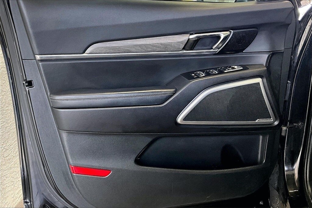 2022 Kia Telluride EX photo 2