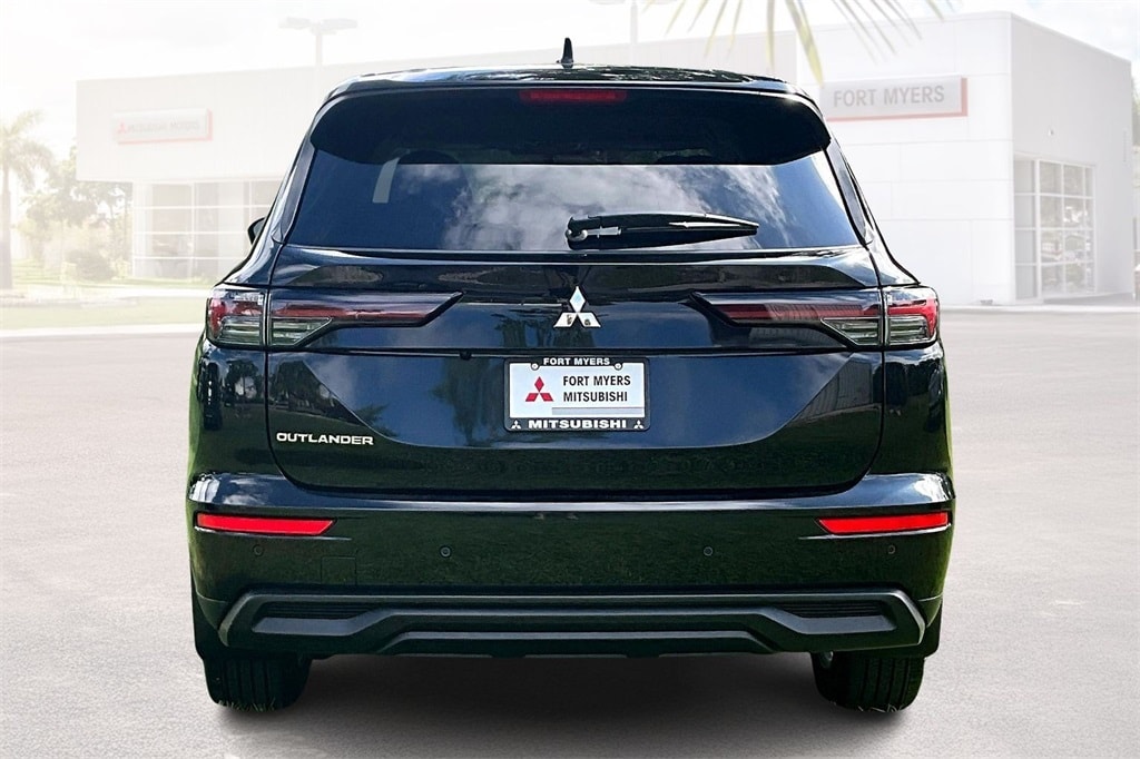 New 2025 Mitsubishi Outlander ES SUV