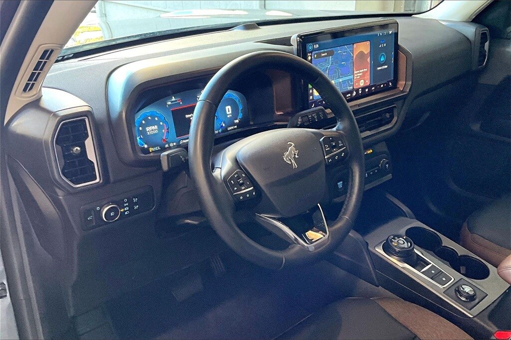 2025 Ford Bronco Sport Outer Banks photo 4