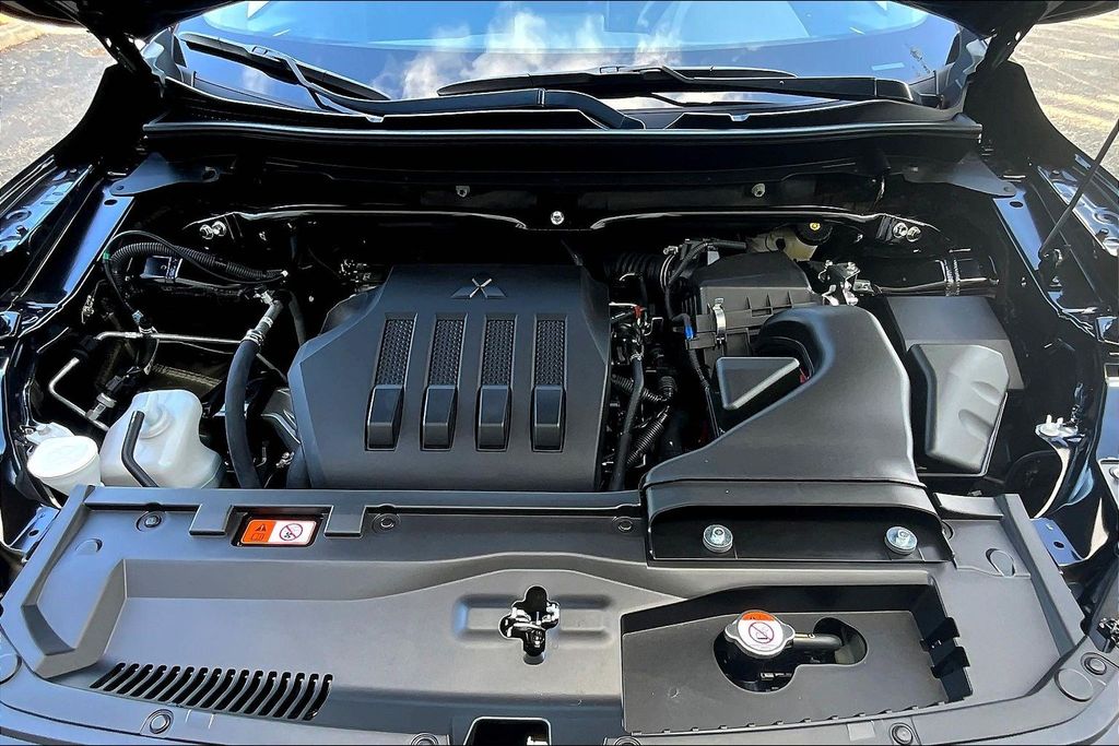 2026 Mitsubishi Eclipse Cross ES - Photo 11