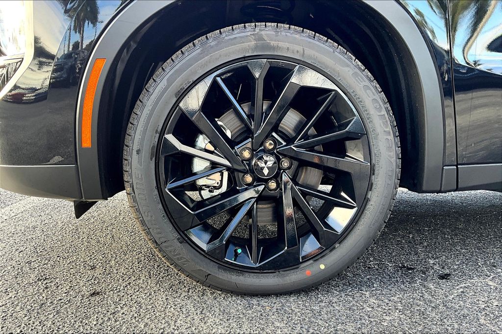 2025 Mitsubishi Outlander Plug-in Hybrid SEL Black Edition - Photo 12