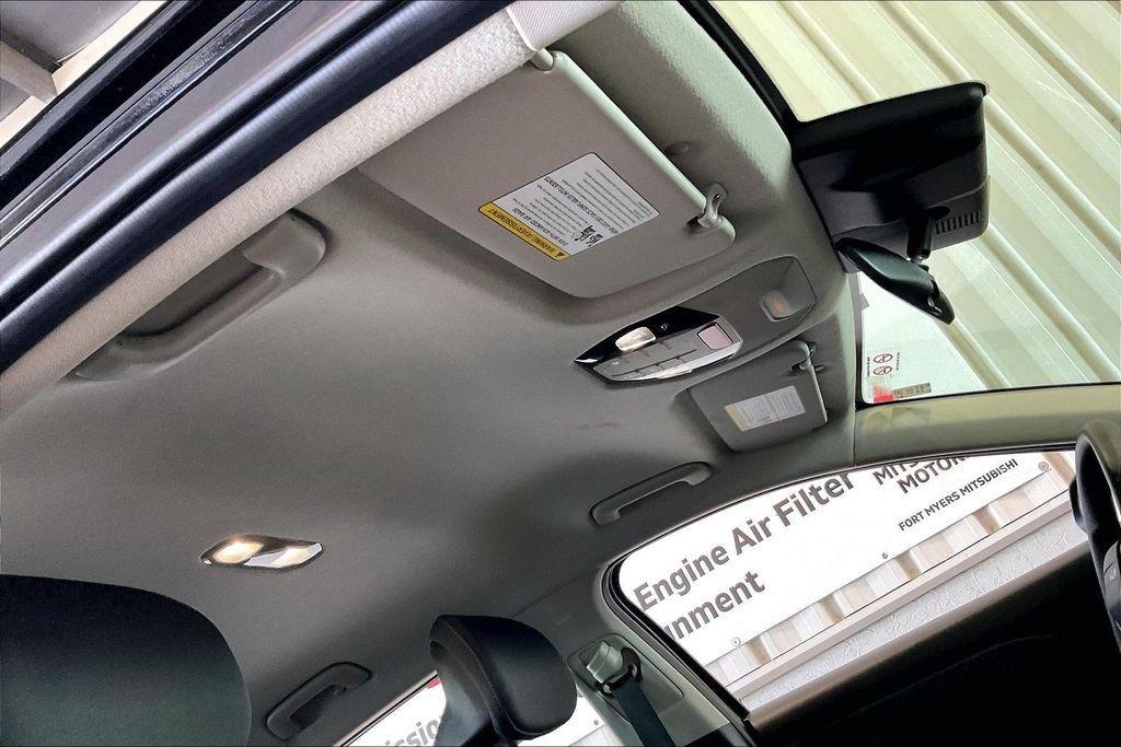 2025 Kia K4 LXS - Photo 13
