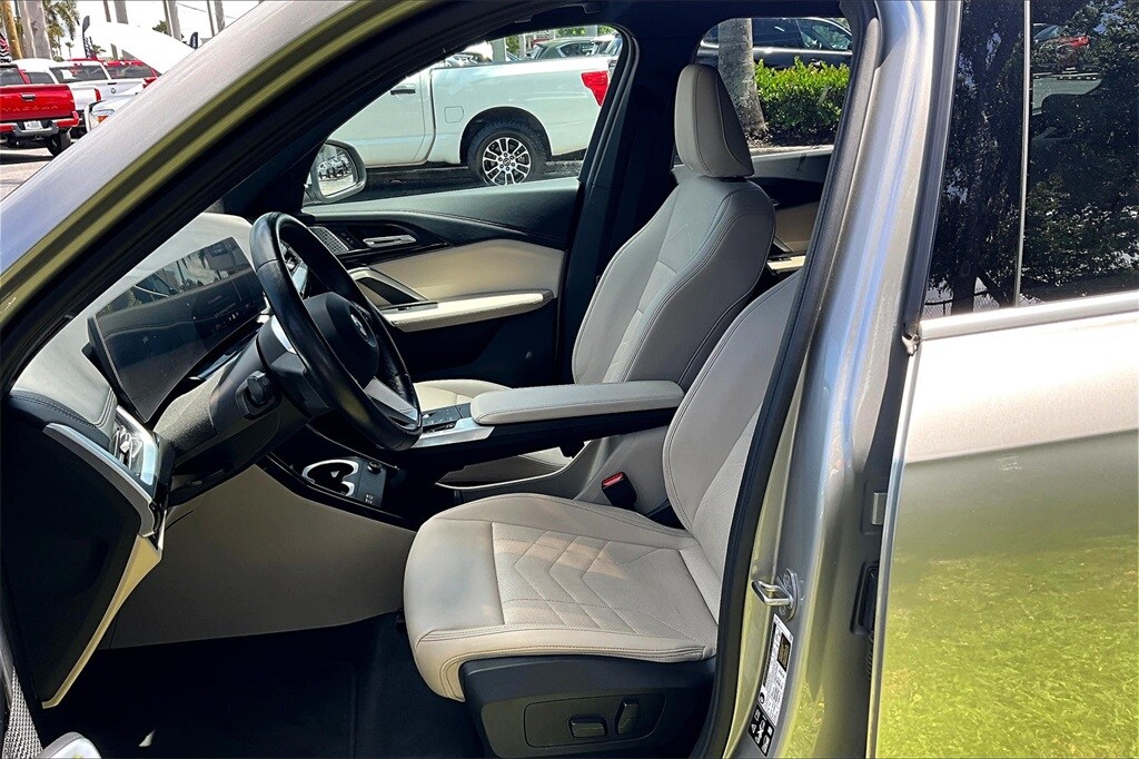 2024 Bmw X1 XDrive28i photo 2