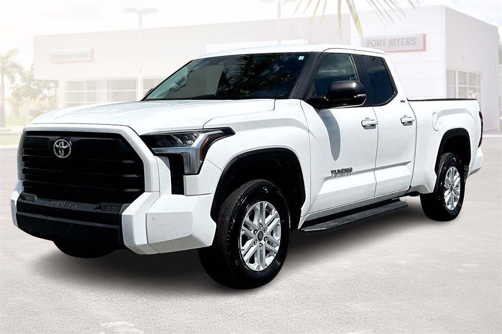 2024 Toyota Tundra SR5 photo 4