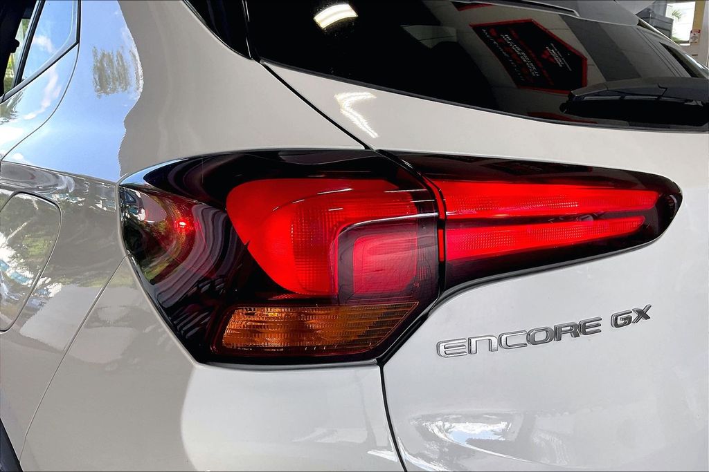 2025 Buick Encore GX Preferred - Photo 17