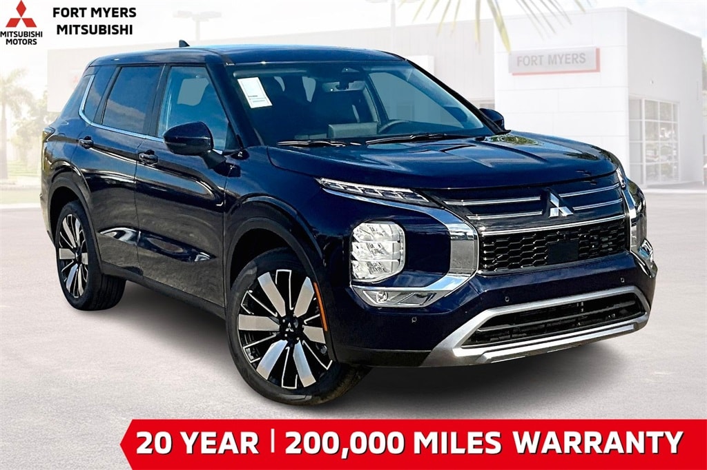 New 2025 Mitsubishi Outlander SE SUV