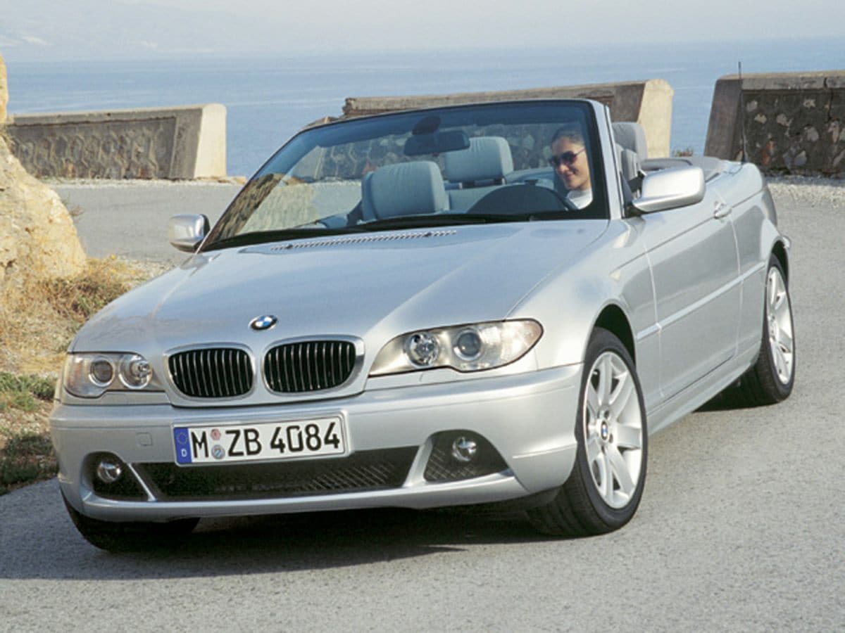 2004 BMW 3 Series 325's photo