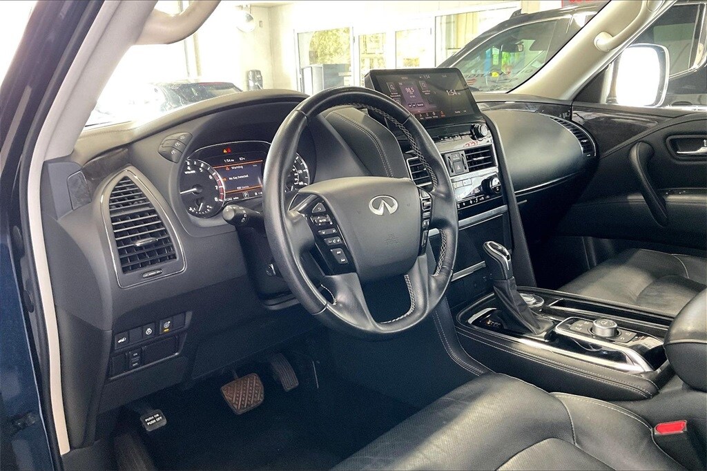Used 2024 INFINITI QX80 LUXE SUV