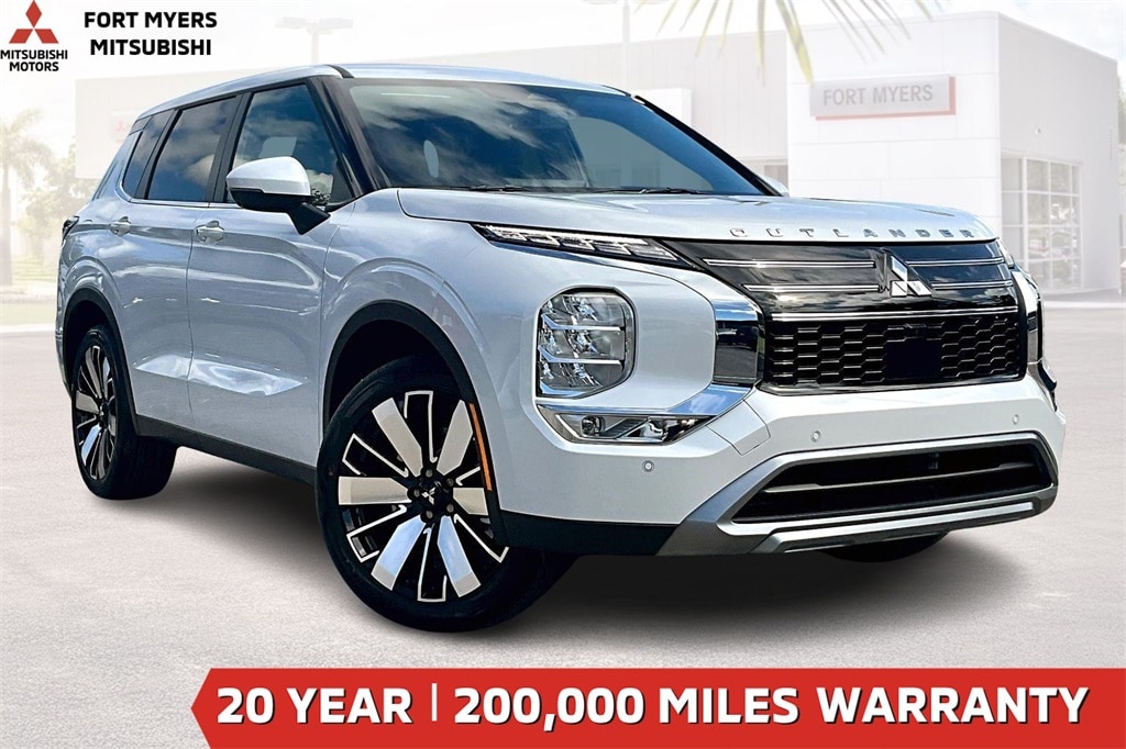 New 2025 Mitsubishi Outlander SE SUV