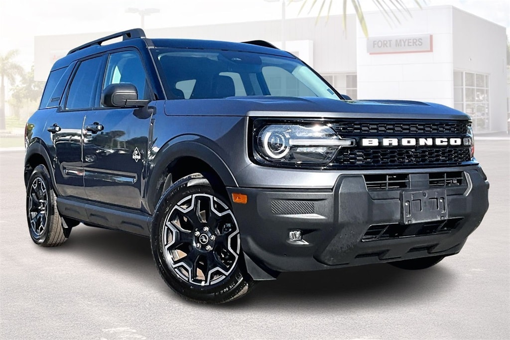 2025 Ford Bronco Sport Outer Banks's photo