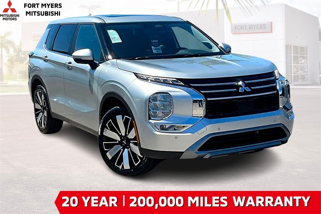 New 2025 Mitsubishi Outlander SE SUV