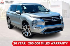 2025 Mitsubishi Outlander SE SUV