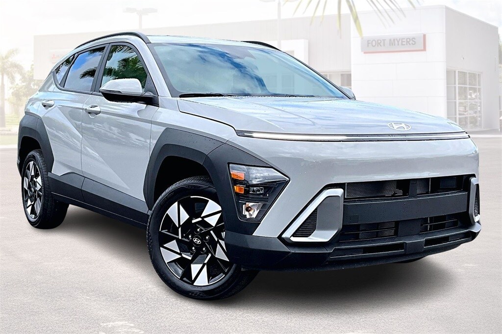 2025 Hyundai Kona SEL's photo