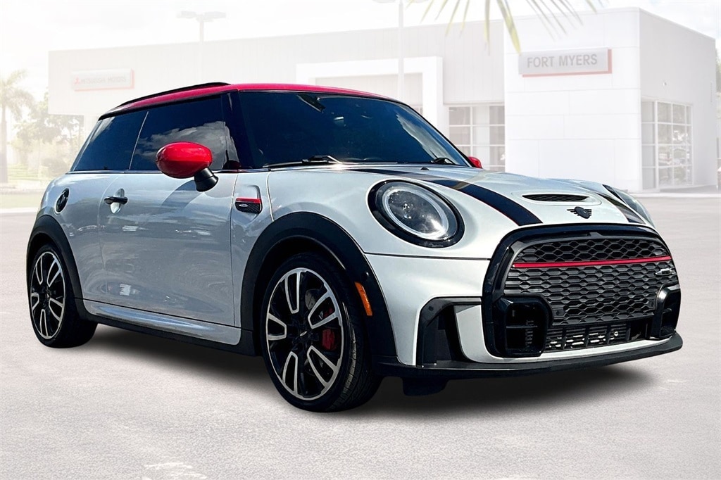 2022 MINI Hardtop 2 Door John Cooper Works's photo