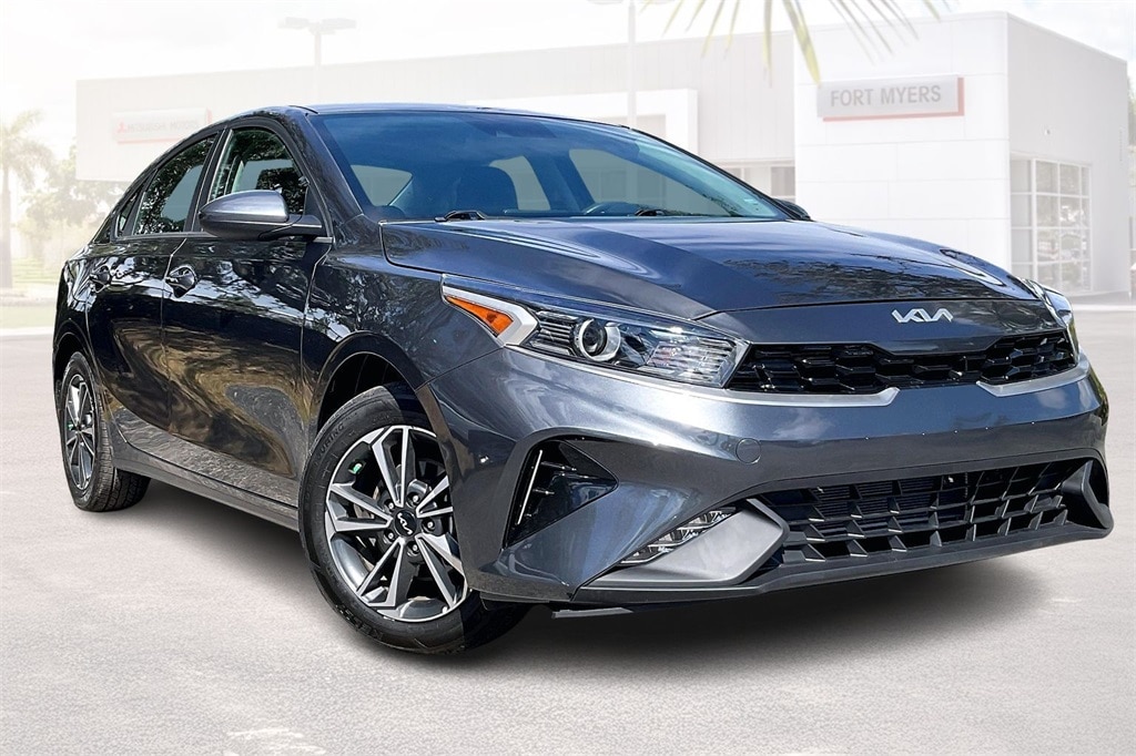 Used 2024 Kia Forte LXS Sedan