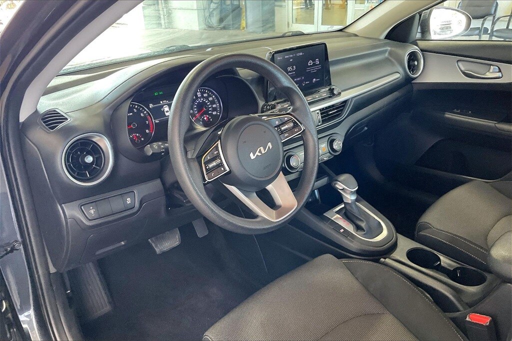 Used 2024 Kia Forte LXS Sedan