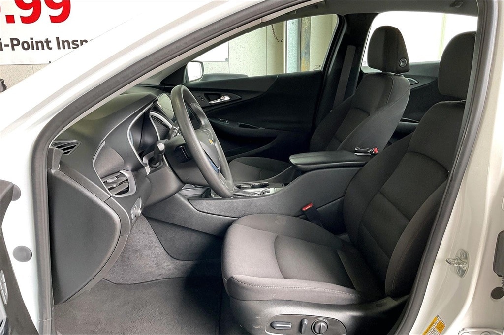 Used 2024 Chevrolet Malibu 1LT Sedan