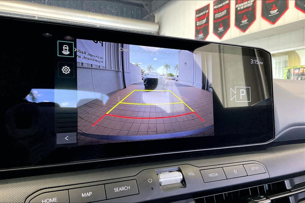 2025 Kia K4 LXS - Photo 12