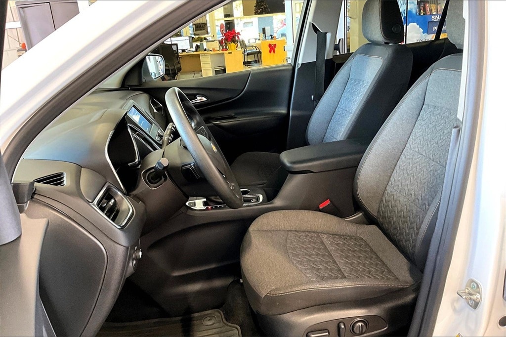 Used 2024 Chevrolet Equinox LT w/2FL SUV