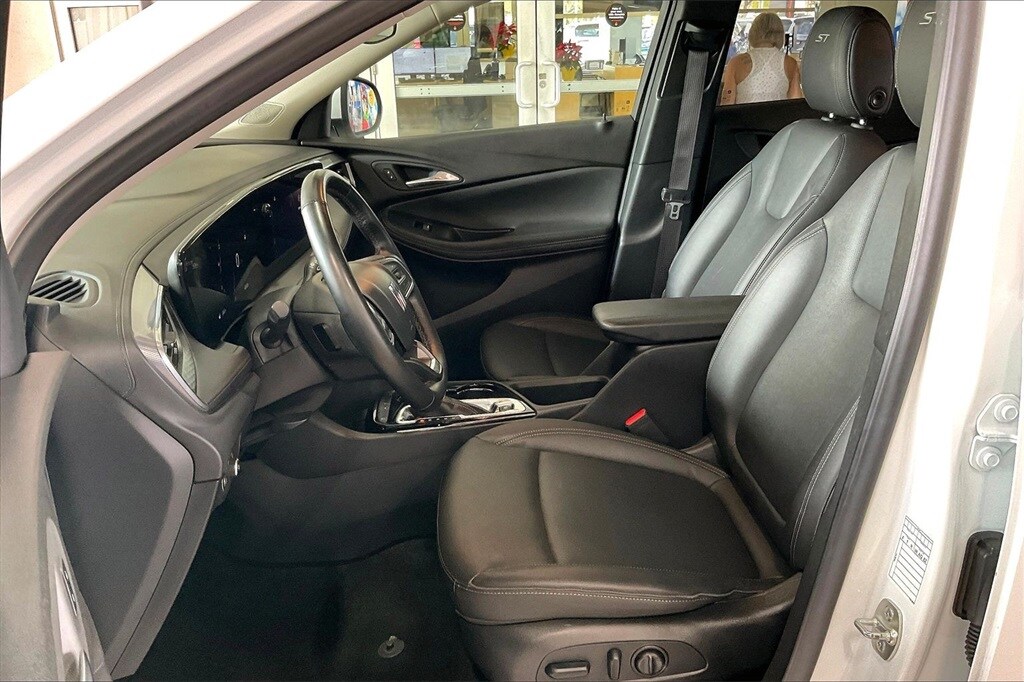 Used 2024 Buick Encore GX Sport Touring SUV